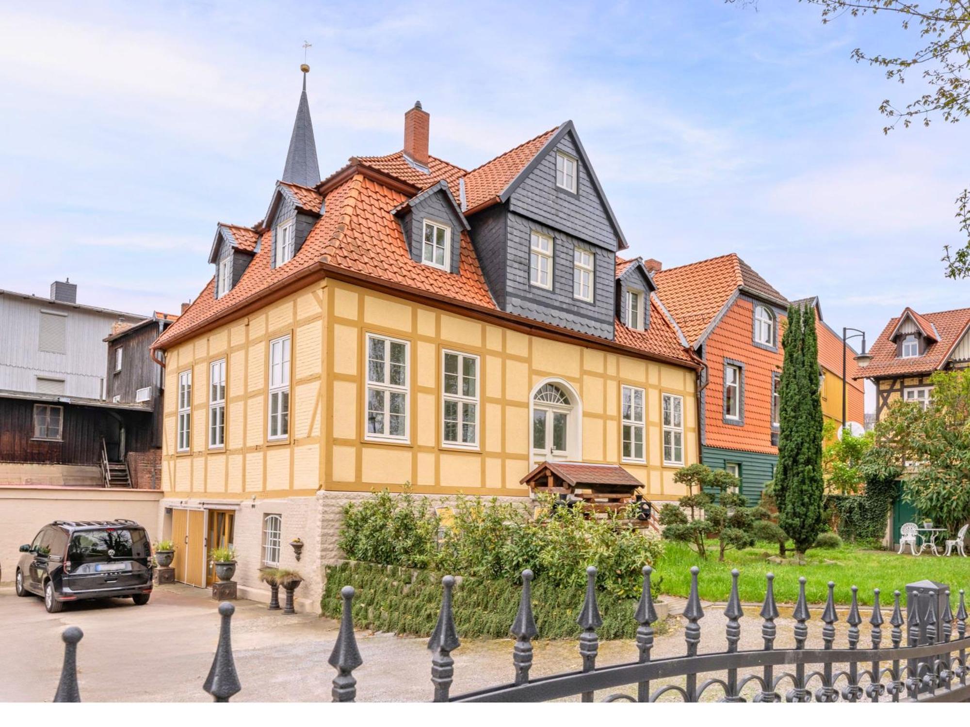 Harztraeume No1 # Parkplatz # Altstadt # Brockenbahn Wernigerode Bagian luar foto